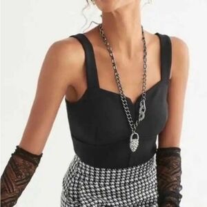 NWOT CAbi Under Over Tank, sz M